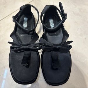 ⭐️Like New Prada PatentSilk Bow Sandals Size 37.5